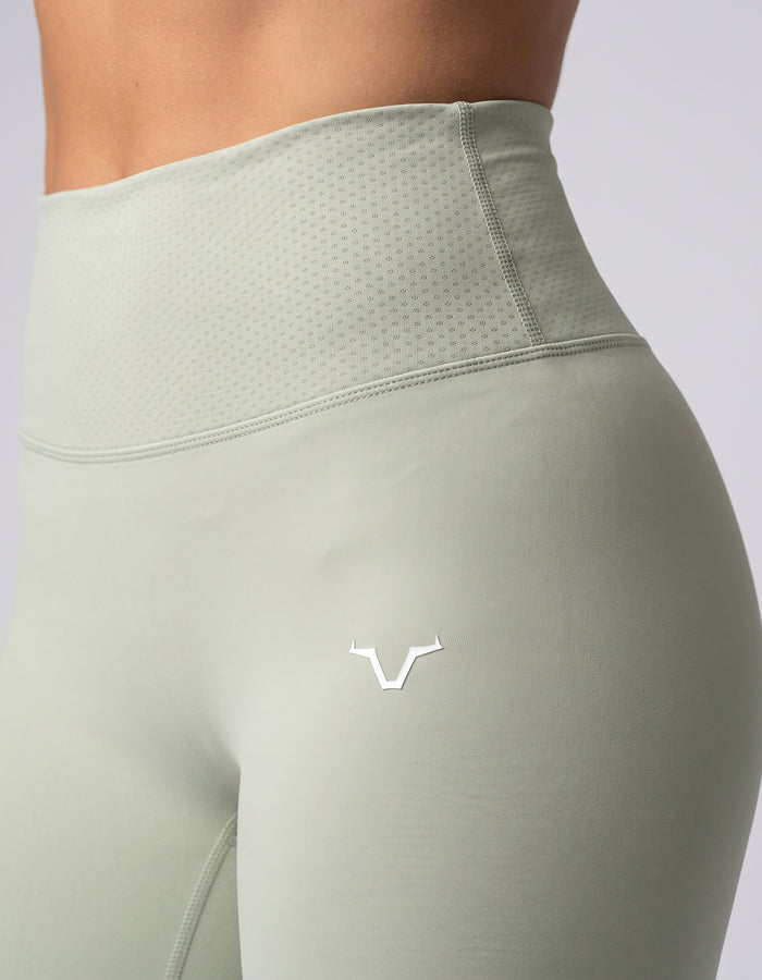 Sentinel Set Leggings - Avocado Green